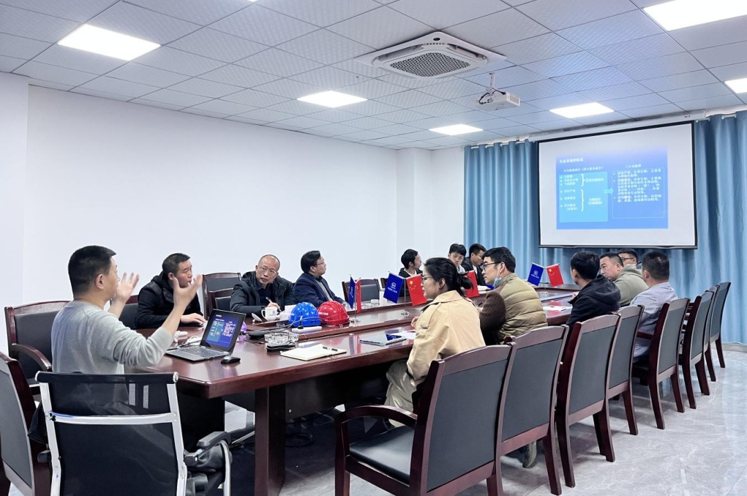 重慶大學朱捷教授到巫溪縣大寧河上游環(huán)境綜合整治工程項目作景觀規(guī)劃專題講座