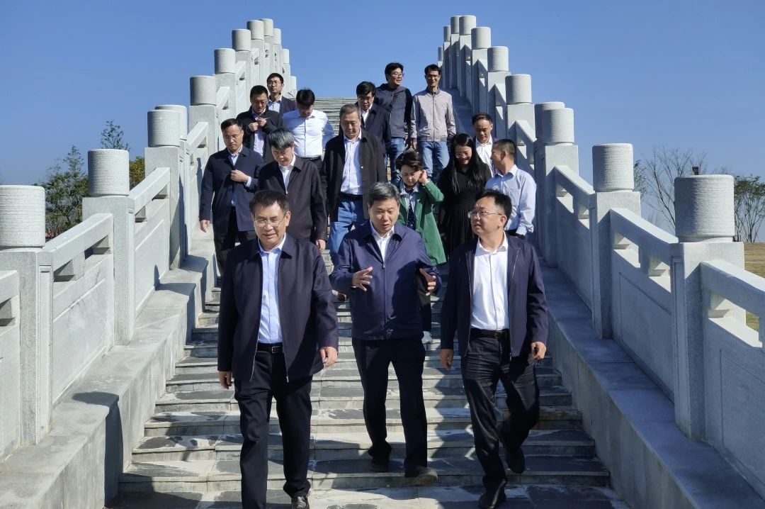 江西省人大環資委主任委員鐘志生到鷹潭項目調研指導工作