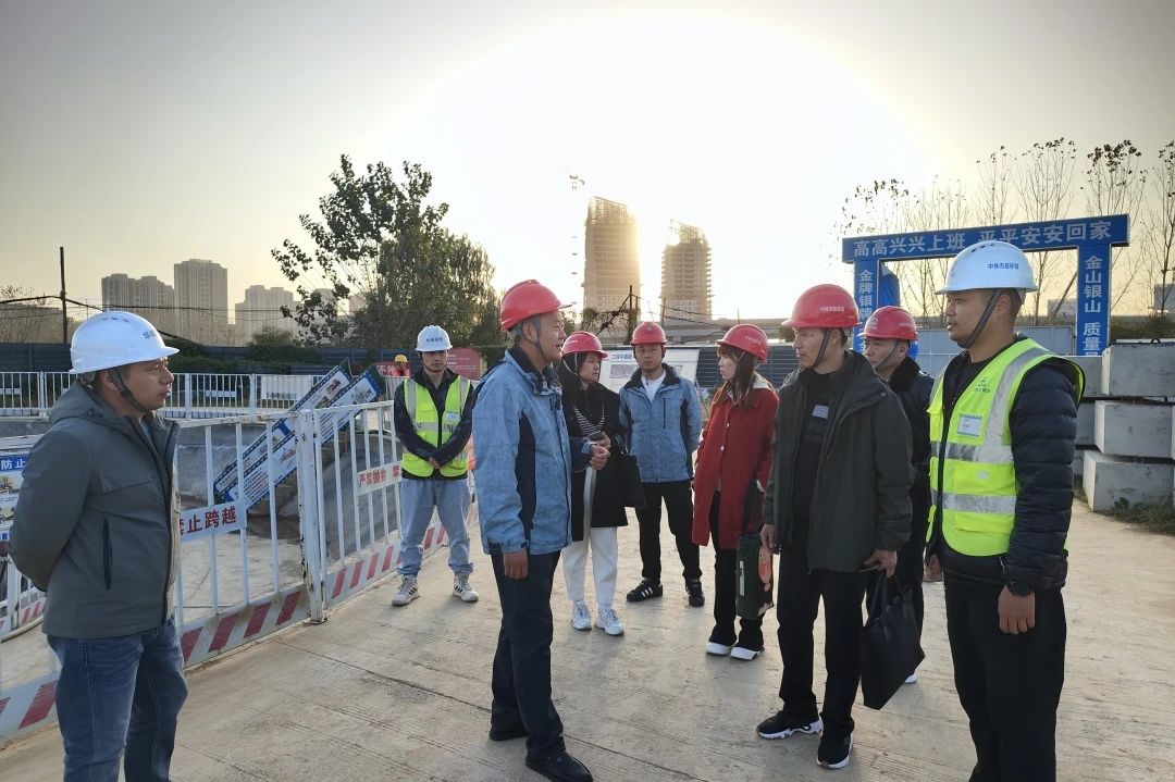 合肥錦繡大道供水頂管項目順利通過合肥市“安全生產標準化工地”驗收