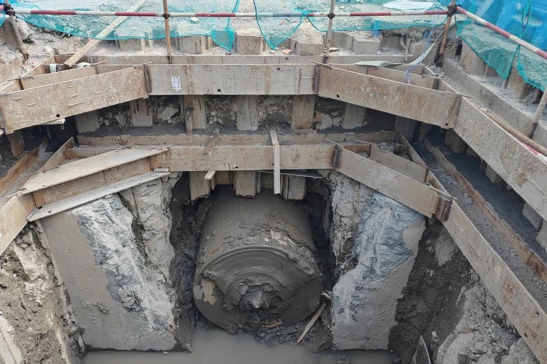 敦煌南路（金昌路~真南路）道路新建工程頂管順利貫通