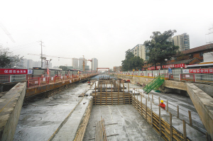 《成都晚報》：地鐵7號線26個車站主體結構封頂 最難兩處施工點正在攻堅  預計明年9月全線洞通