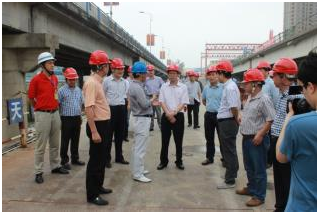 溫州市副市長陳建明一行蒞臨公司溫州龍港大橋改建工程項目部檢查工作