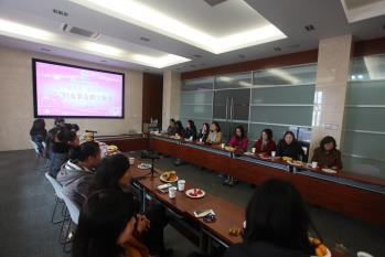 公司機關舉辦“三八”婦女節女職工座談會