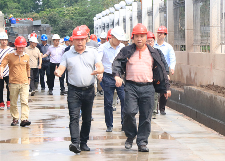 廣州市水務局副巡視員黃家添一行到廣州瀝滘污水處理廠（EPC）項目經理部檢查指導工作