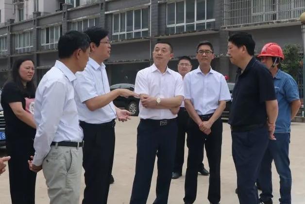 銅陵市副市長王綱根到樅陽縣農村自來水并網PPP項目老洲江北水廠調研指導工作