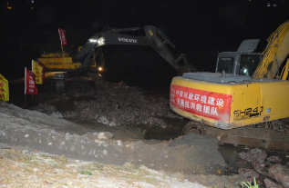 抗洪搶險 | 排險情、保供水，市政人馳援恩施抗洪一線！