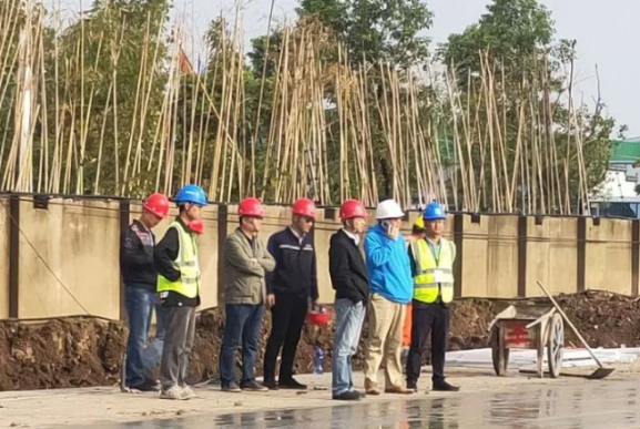 馬鞍山市首創公司總經理段萬發一行到馬鞍山市慈湖水廠二期工程項目部檢查指導工作