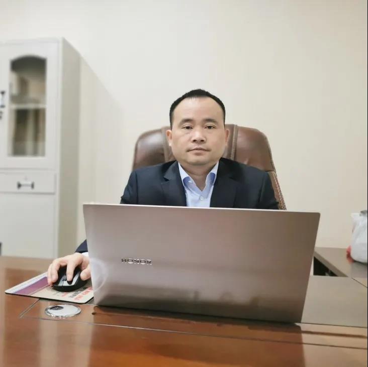 濟寧項目部項目經理張啟顯榮獲中國中鐵2020年勞動競賽先進個人