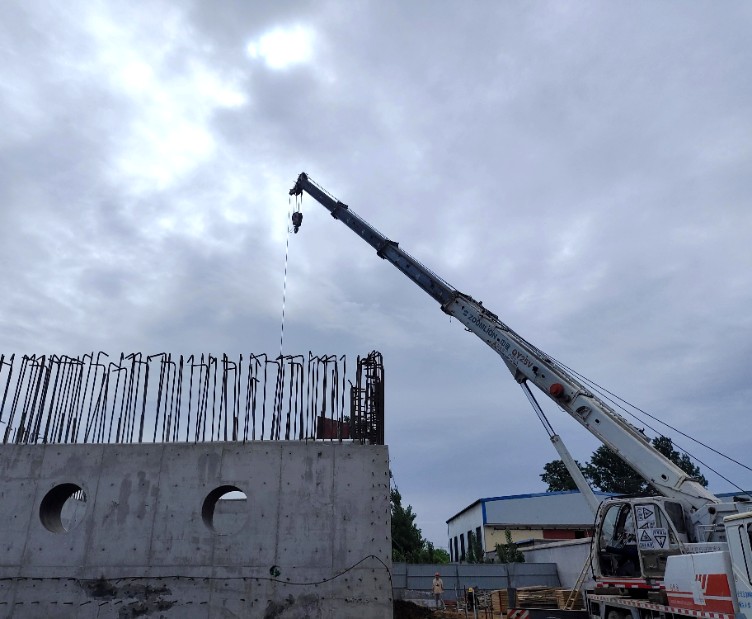 泰城水生態環境治理工程PPP項目完成泮河治理工程二污提升泵房沉井下沉等兩項節點