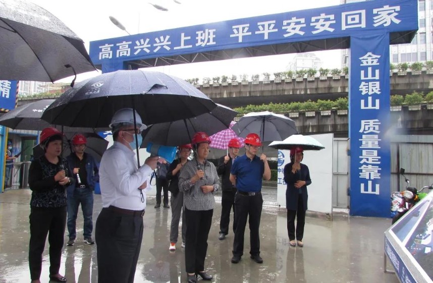 安徽省政協(xié)黨組成員、副主席孫麗芳到皖能大廈智能立體停車場(chǎng)項(xiàng)目調(diào)研