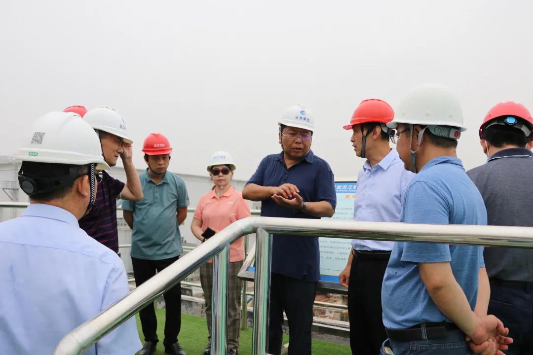 武漢市水務集團董事長黃思到武漢黃家湖三期項目檢查指導工作
