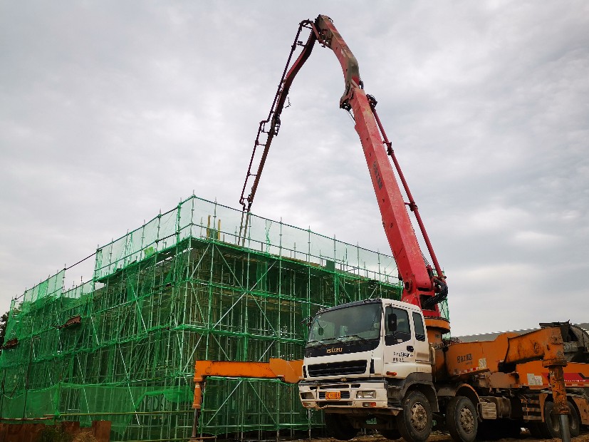 泗陽城東污水處理廠改擴(kuò)建工程高效沉淀池水池順利封頂