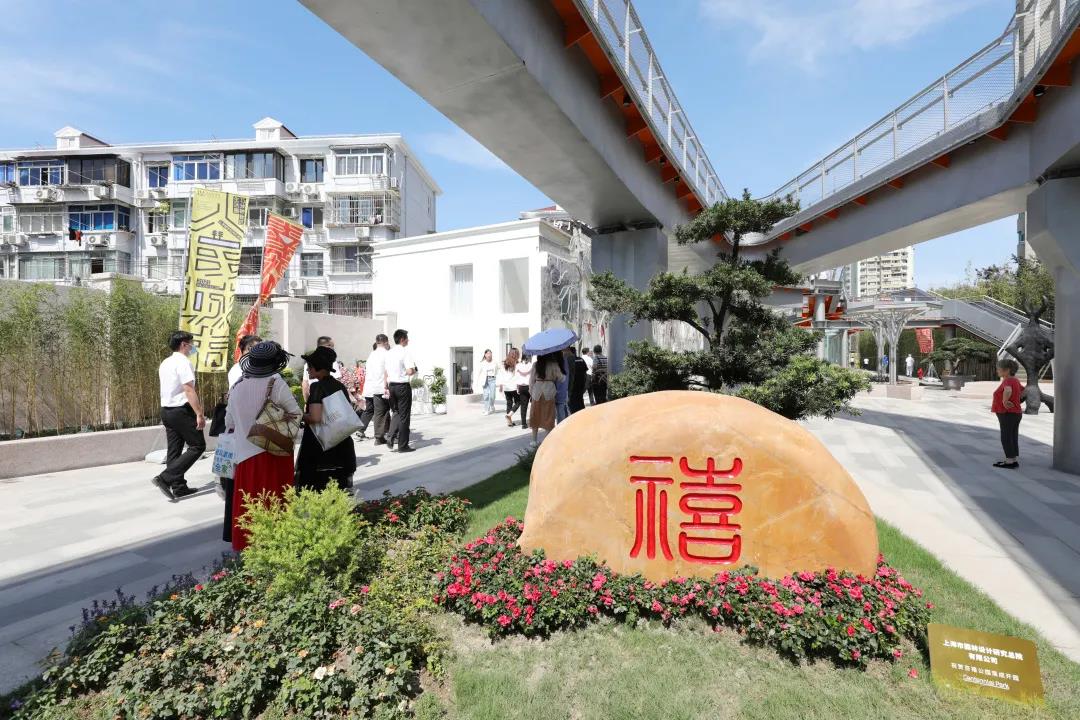 昔日市場(chǎng)變身世界第三高線公園，公司承建項(xiàng)目正式開(kāi)放