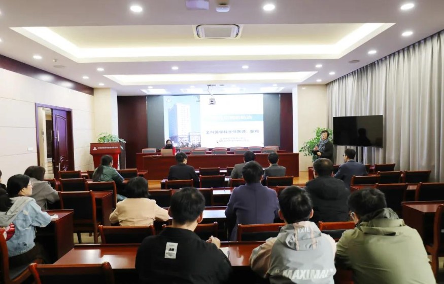 健康講座進公司，關愛職工暖人心