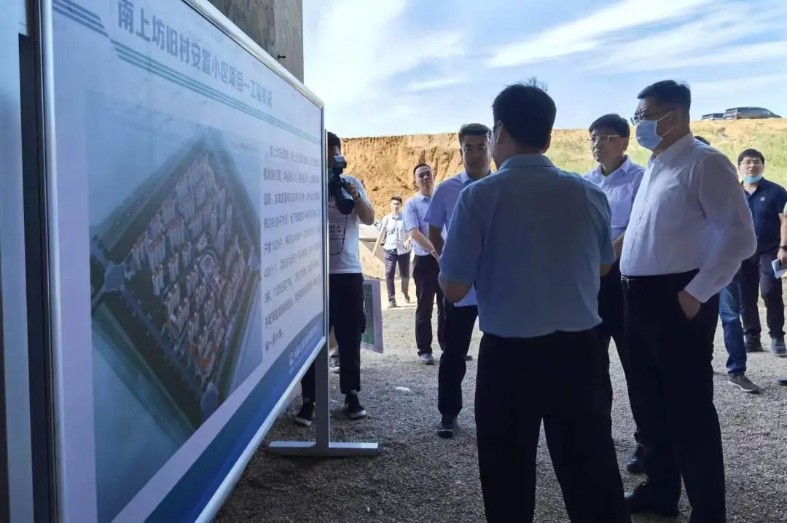 煙臺市委副書記江山一行到煙臺項目檢查指導工作