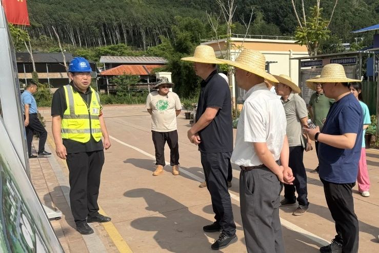 云南省住房城鄉建設廳村鎮建設處處長馬望一行到磨憨項目調研