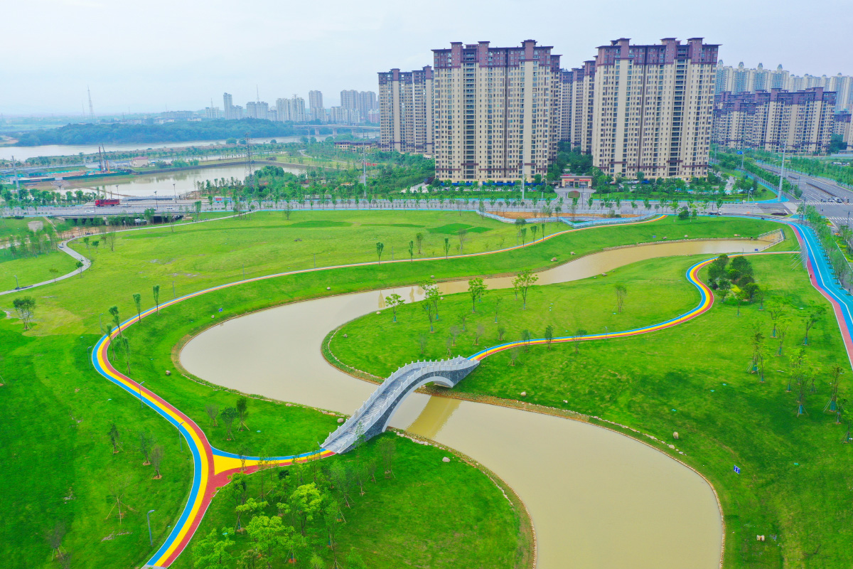 江西省鷹潭市信江新區廠網河湖園一體化海綿城市建設項目